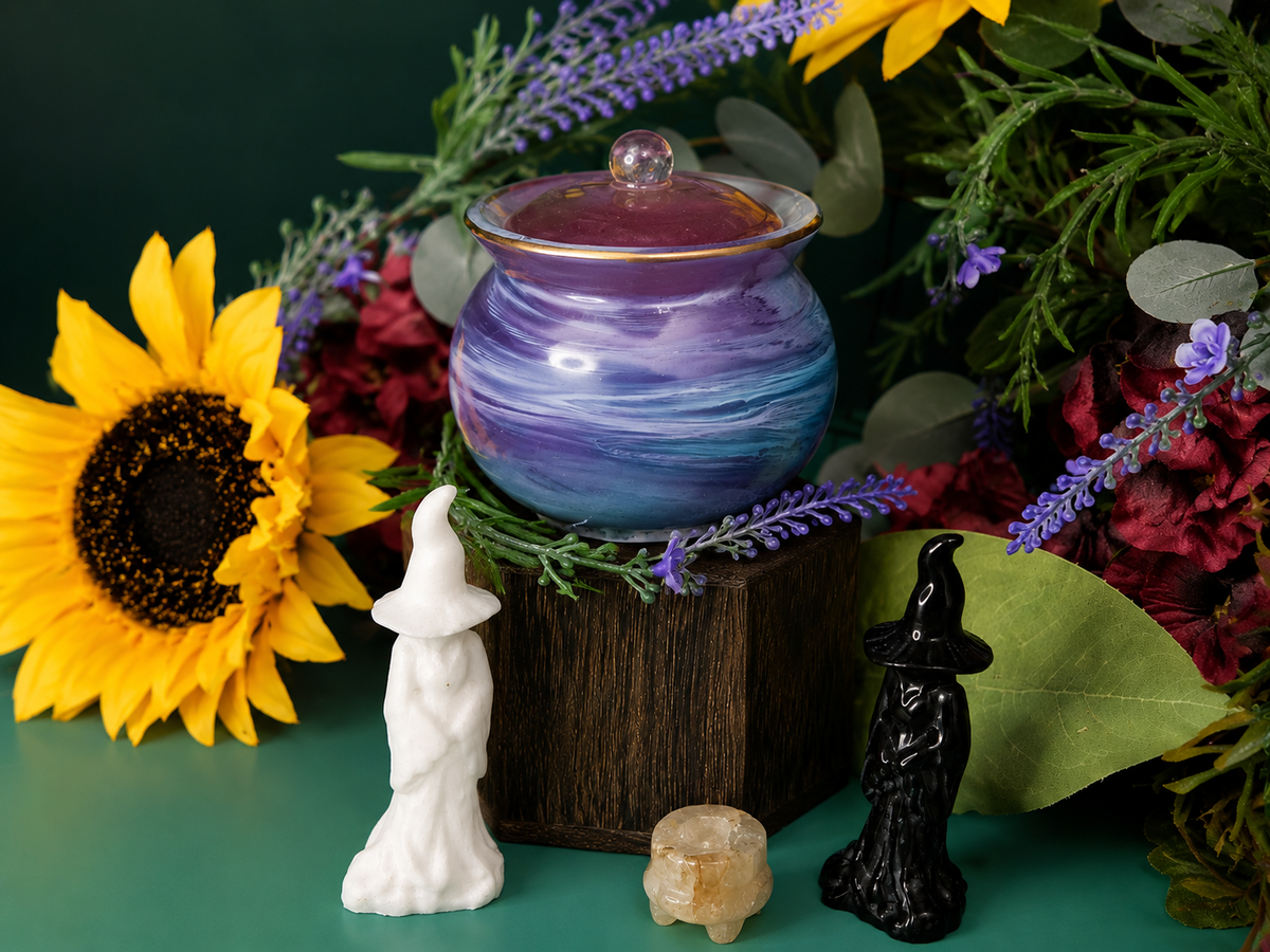 Classic Caudlron Curio Jar